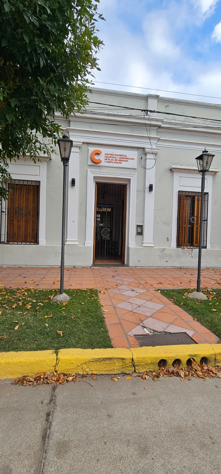 Frente del edificio Centro Comercial CCP