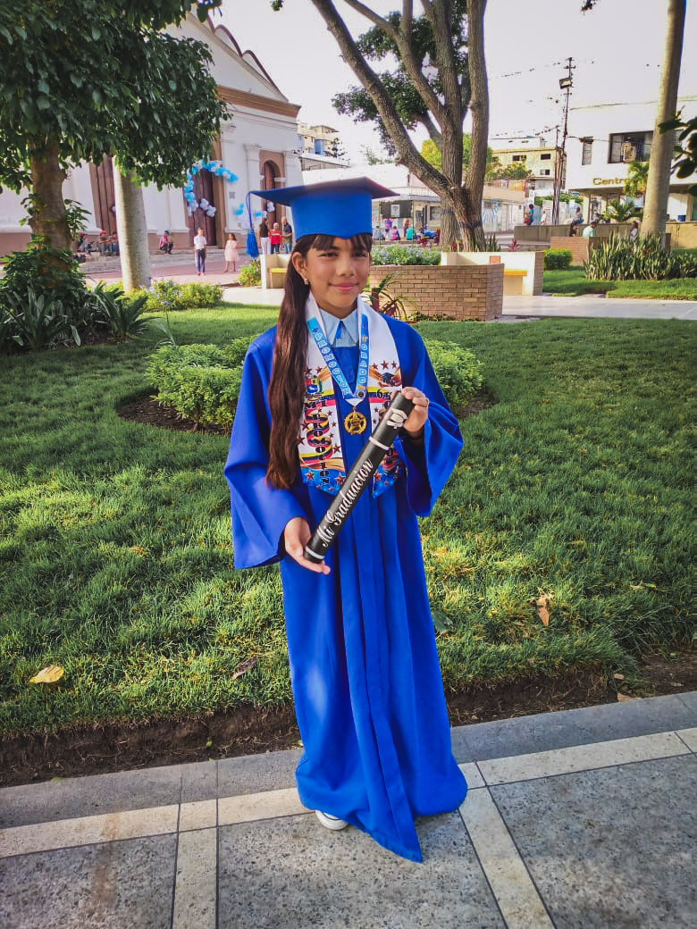 Victoria en su graduación