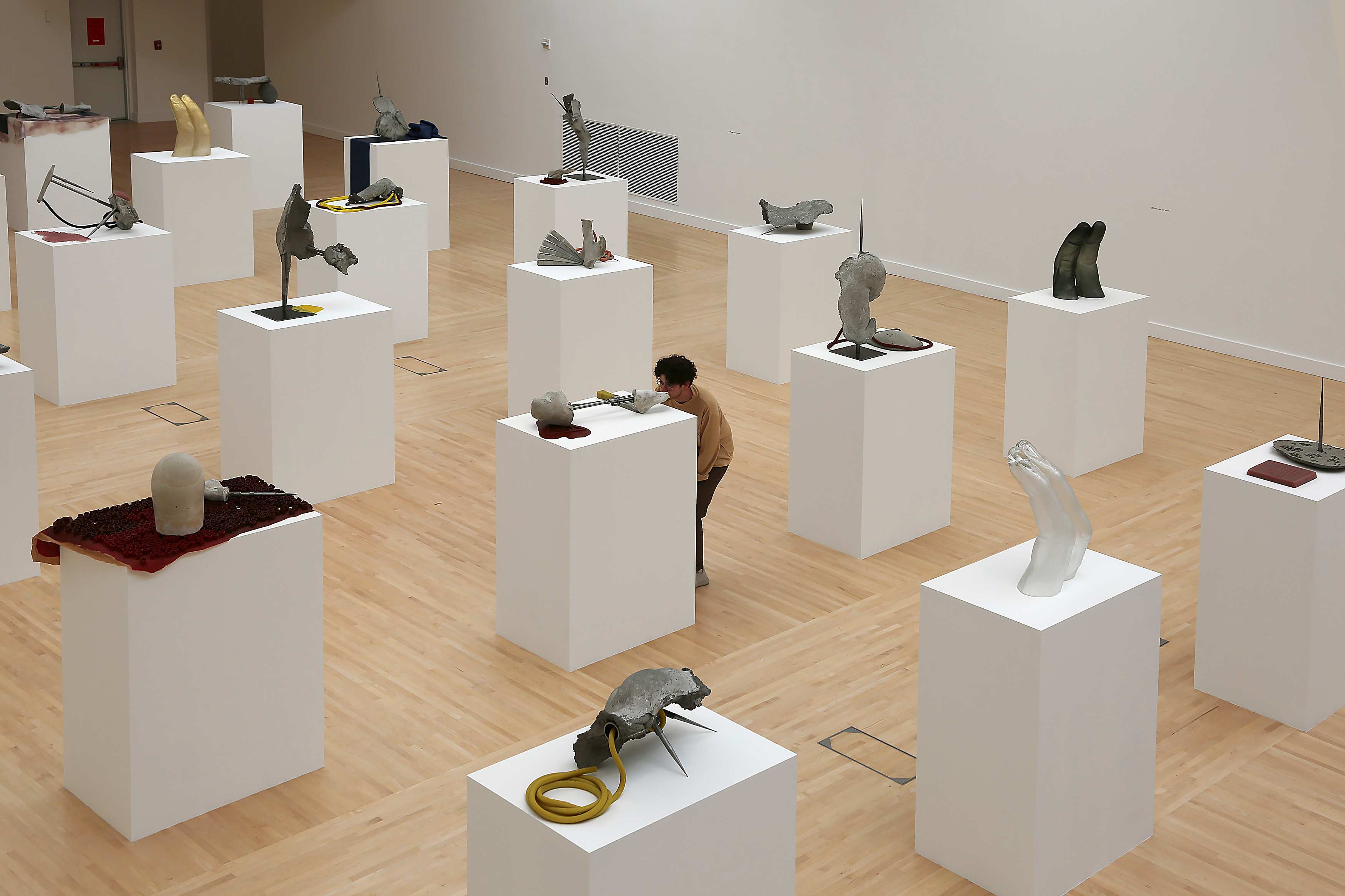 Castoffs - Image 6