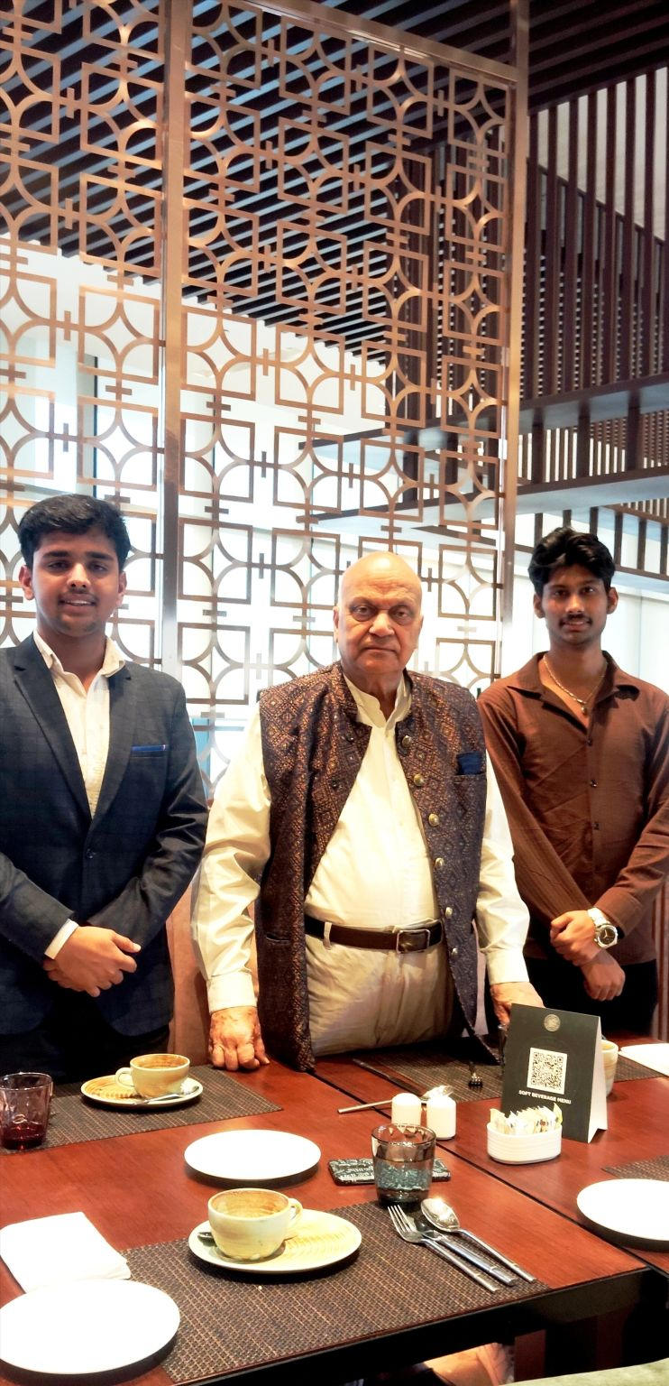 EthicBizz professionals at corporate networking event