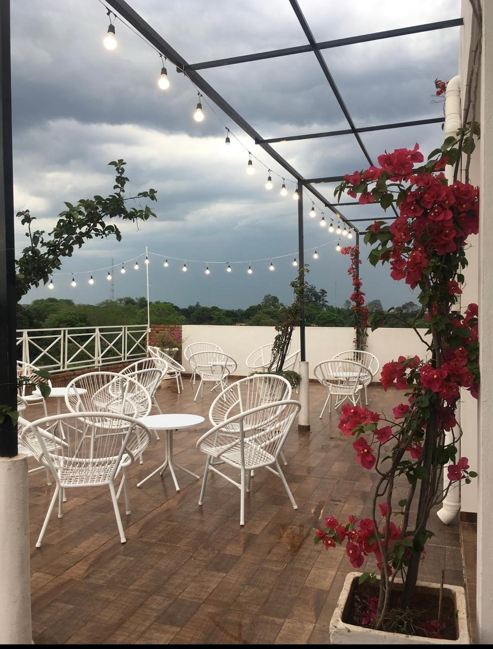 Terraza iluminada