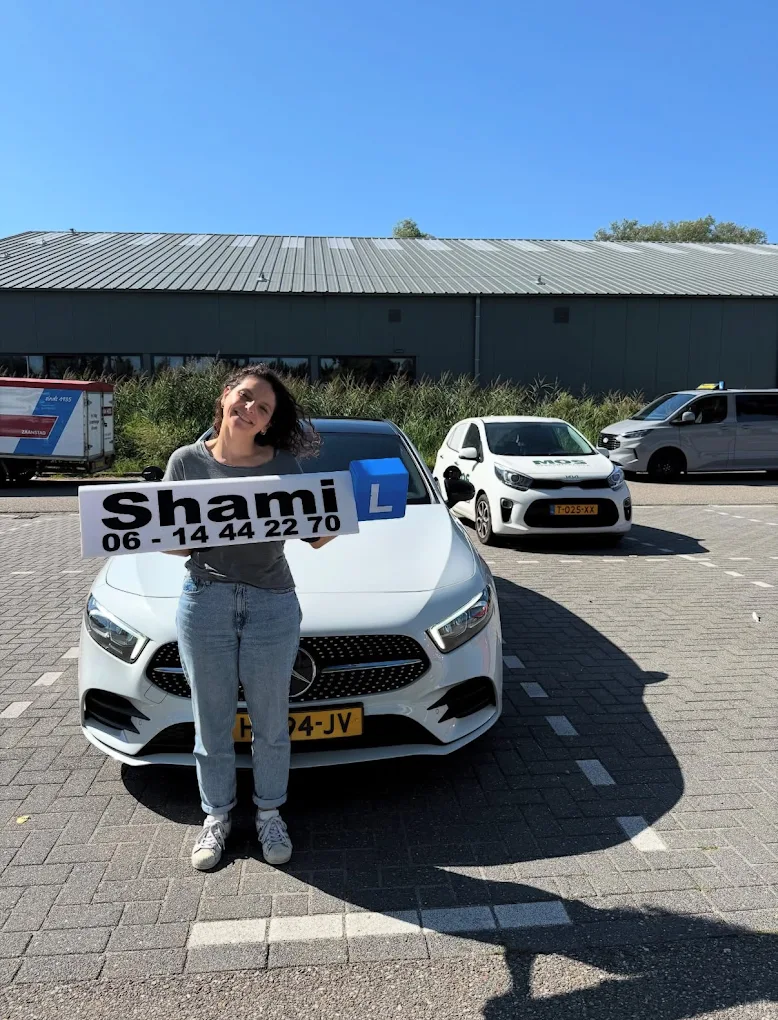 Geslaagde leerling van Rijschool Shami in Zaandam
