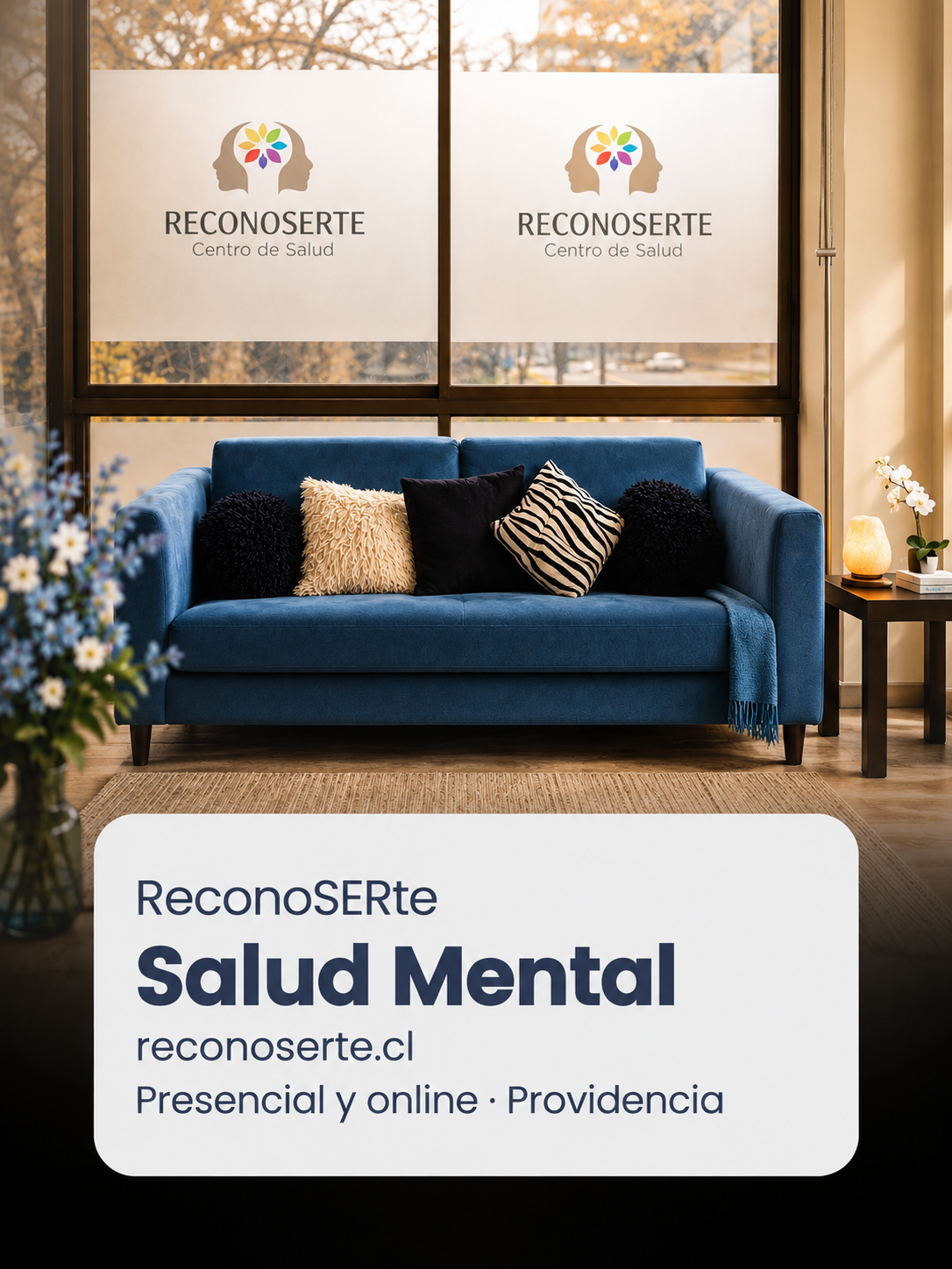 Centro ReconosERte con logotipo en las ventanas y sala de espera con sofá azul.