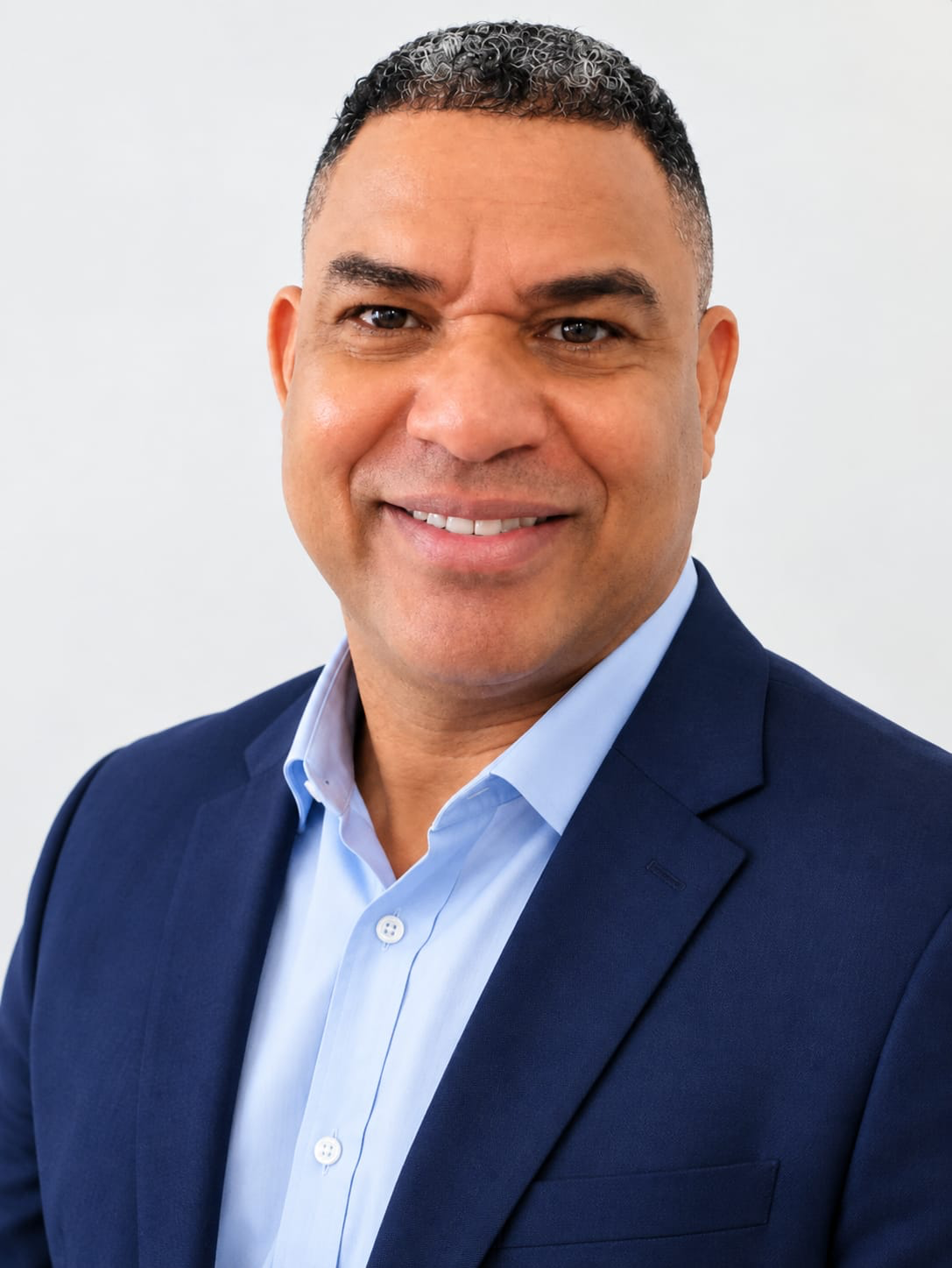 Carlos Henrique, corretor de imóveis
