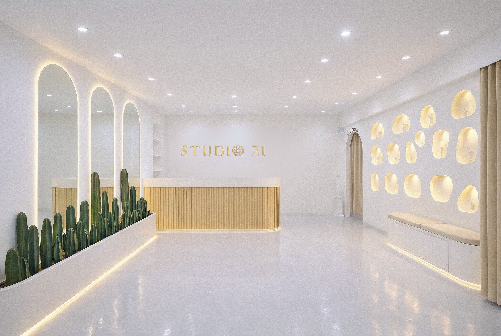 Studio 21 Interior