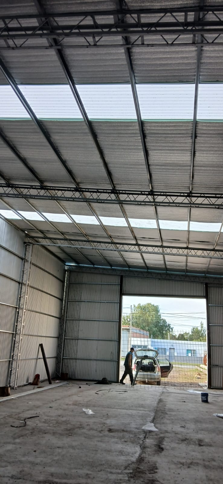 Interior de galpón terminado
