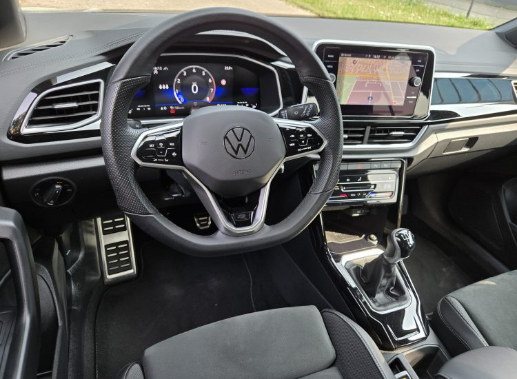 Interieur van de DriveSupport lesauto