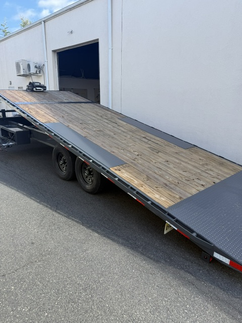 Deckover Tilt Trailers for rent in Hillsborough NJ - Premium trailer rental in Somerset County