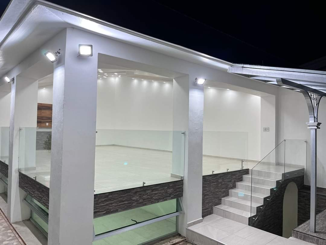 Fachada con Iluminacion