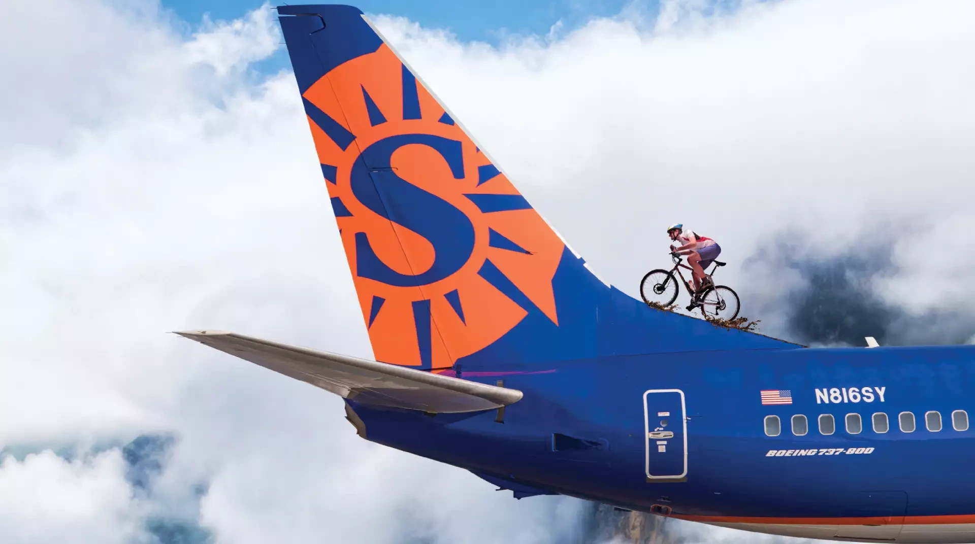 Sun Country Airlines promotional image