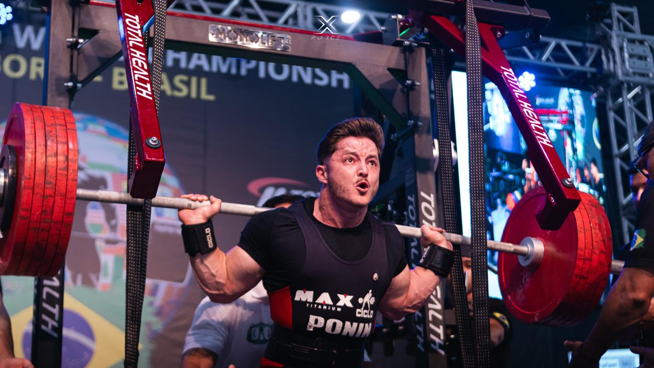 Ponin squat pesado no Mundial Brasil