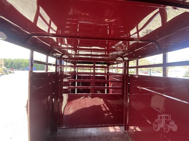 16' Livestock Trailer thumbnail 3