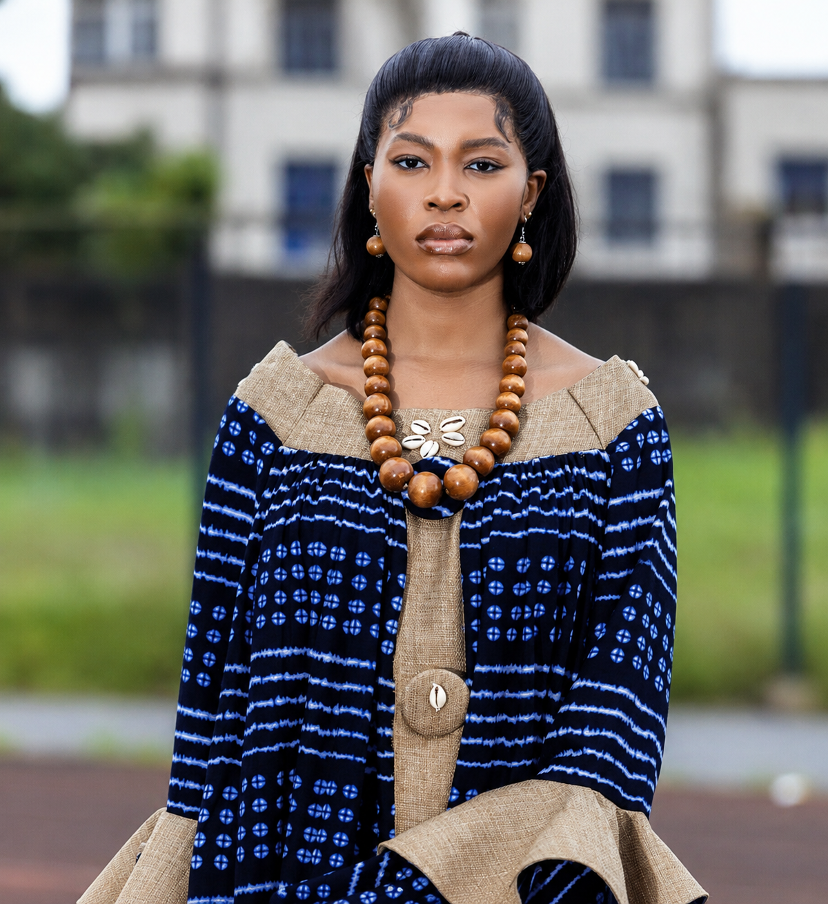 Florven model in blue Grassfield clothing