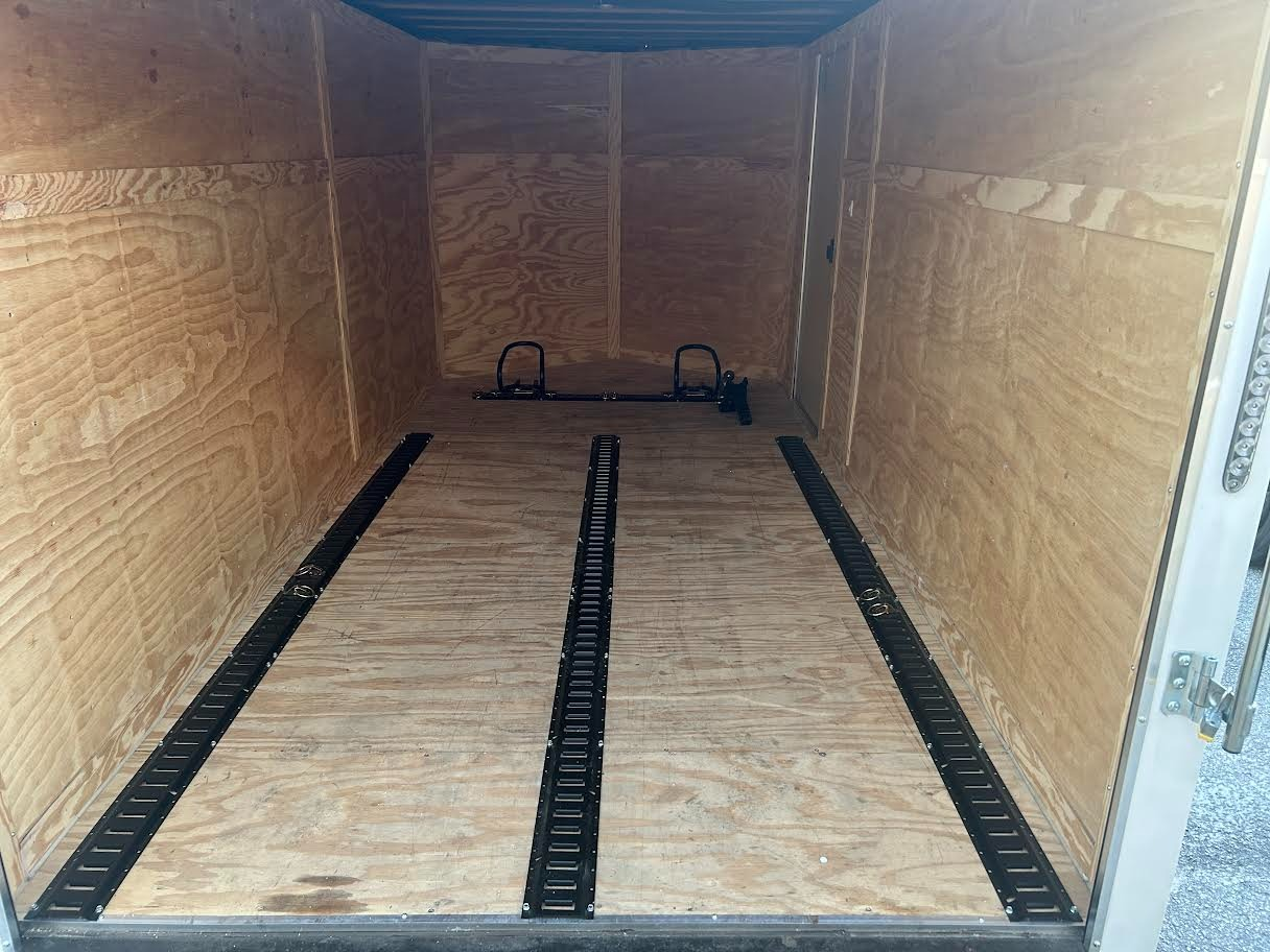2025 Freedom 14ET Enclosed Trailer thumbnail 3