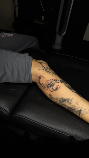 Scorpion Tattoo am Arm