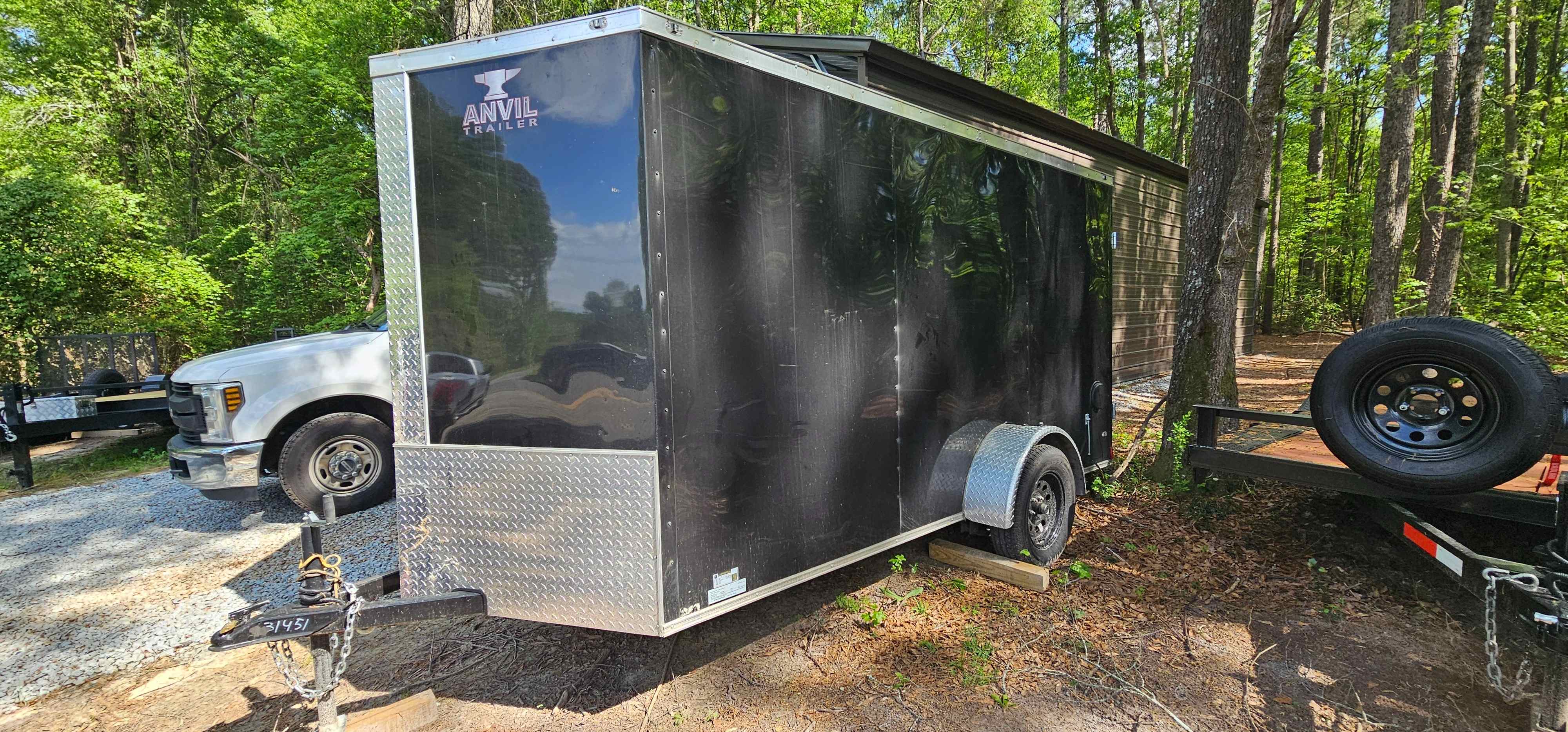 Enclosed Cargo Trailers