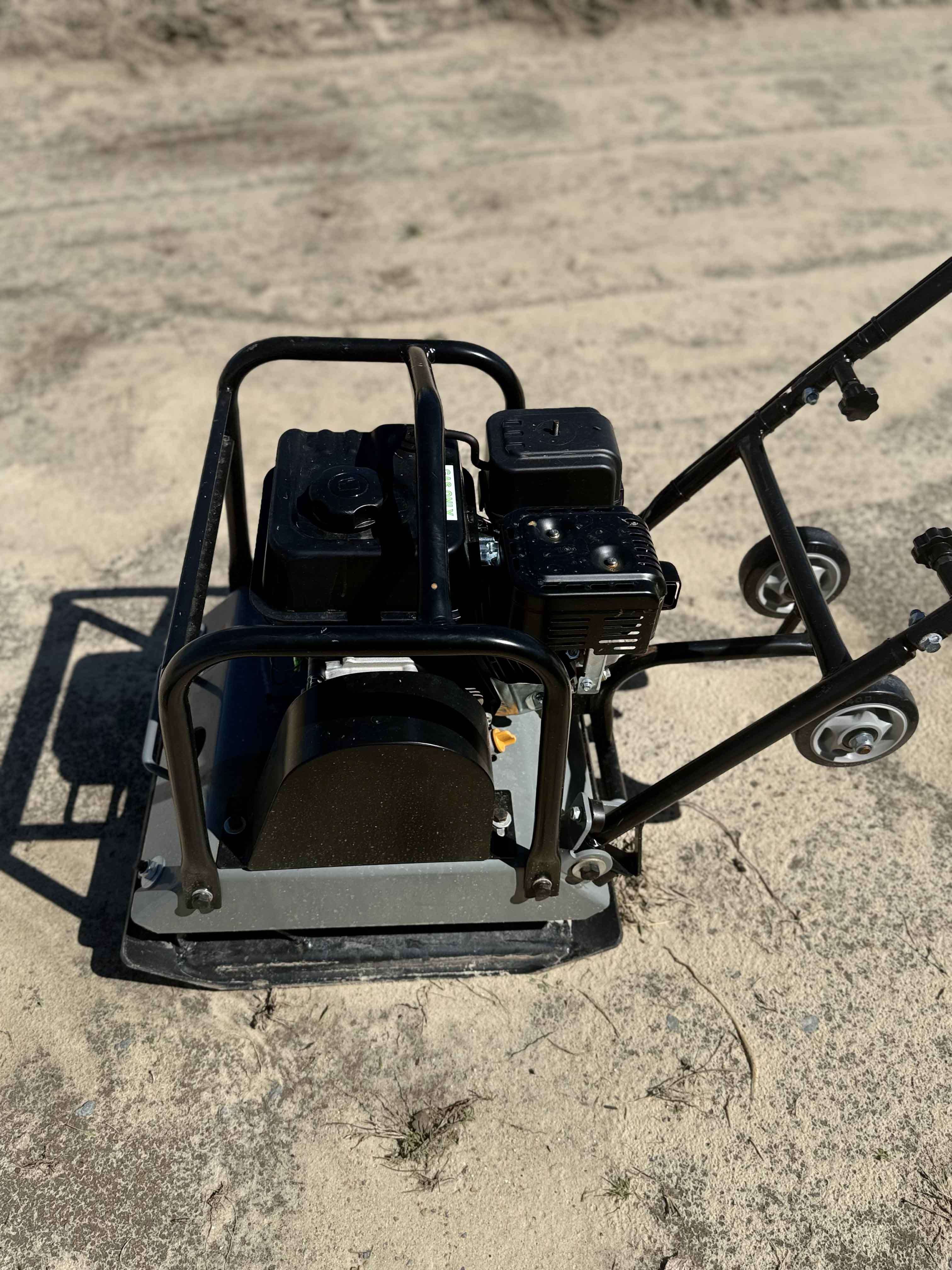 Plate Compactor thumbnail 5