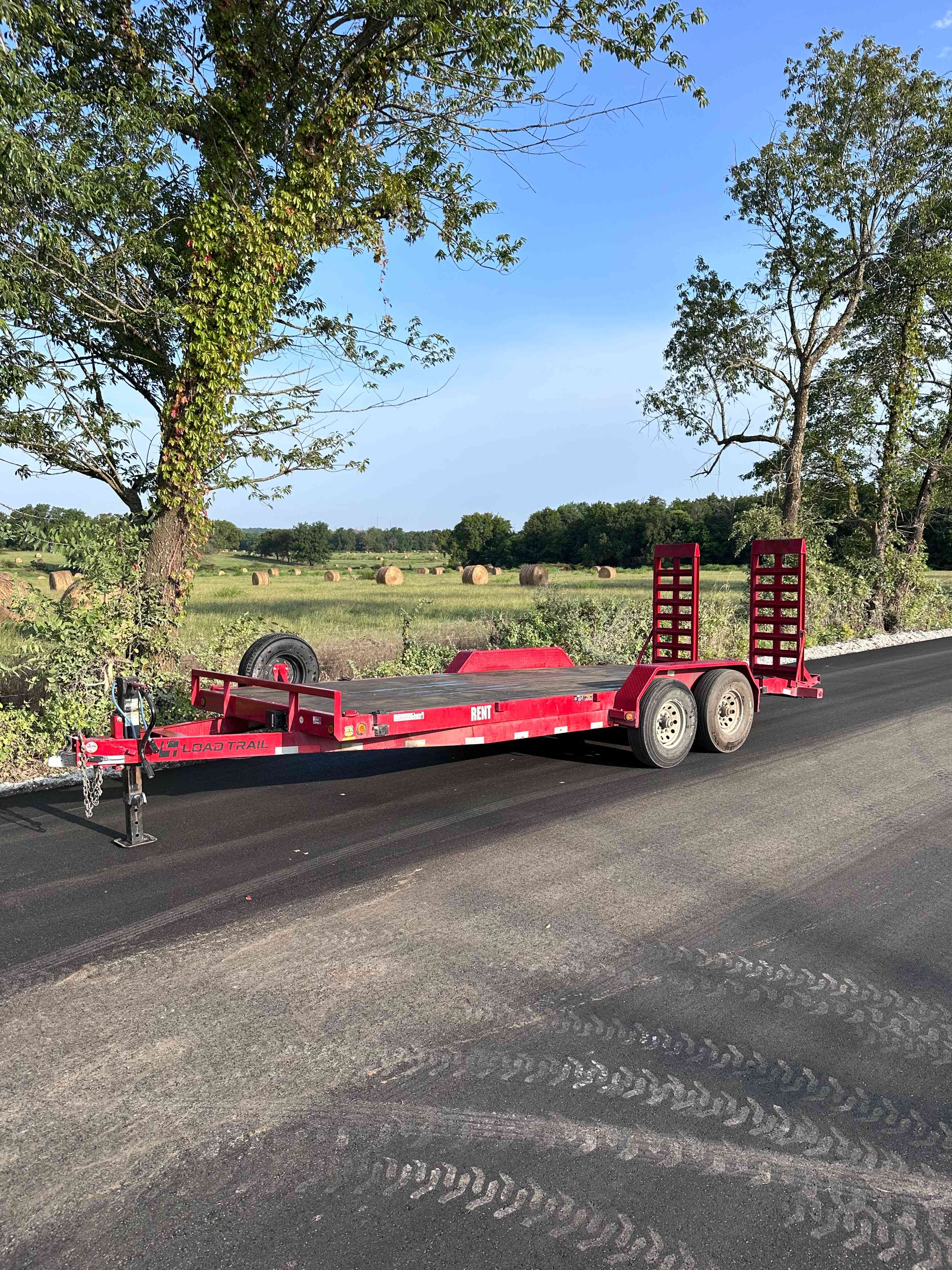 20ft Equipment Trailer w/ramps - Load Trail thumbnail 4