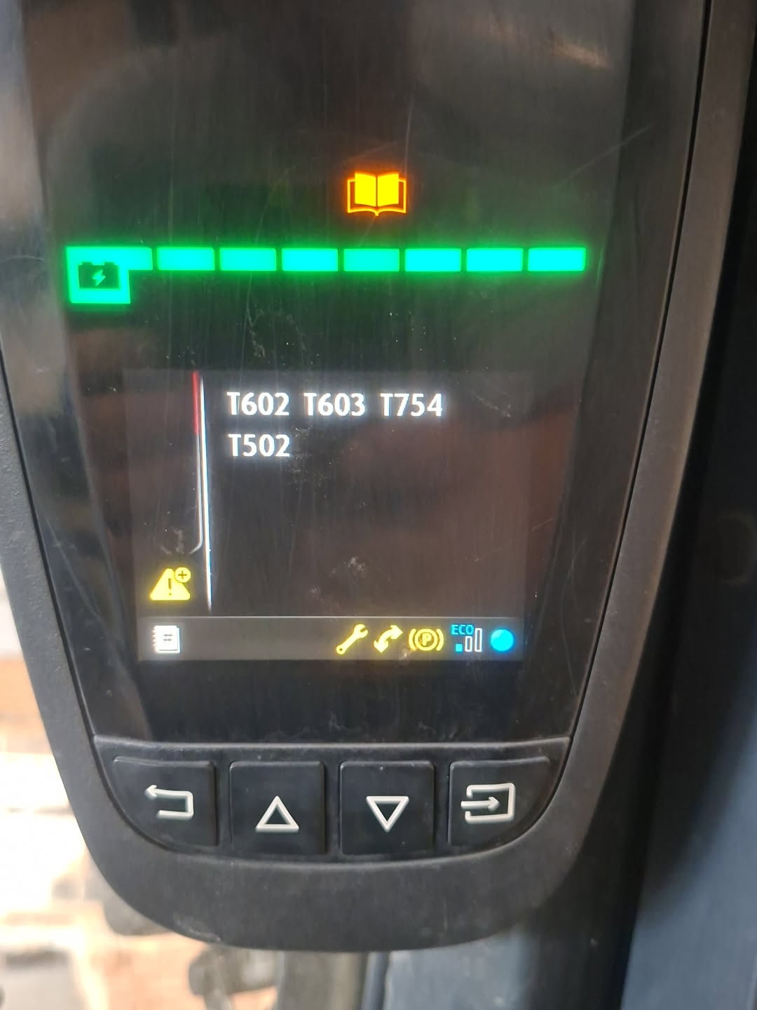 Wyświetlacz Linde E35L typ 387 kody błędów T602 T603 T754 T502 trakcja temperatura sterownik