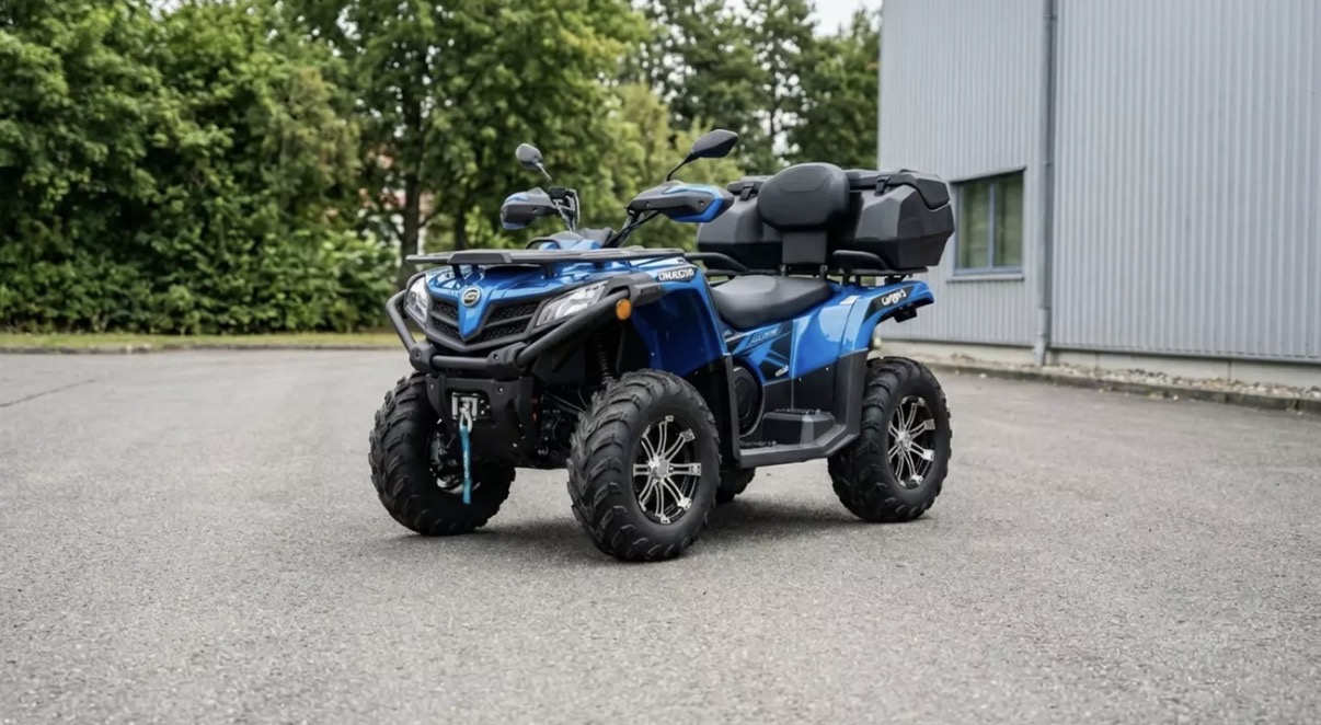 Quad bleu CFMOTO