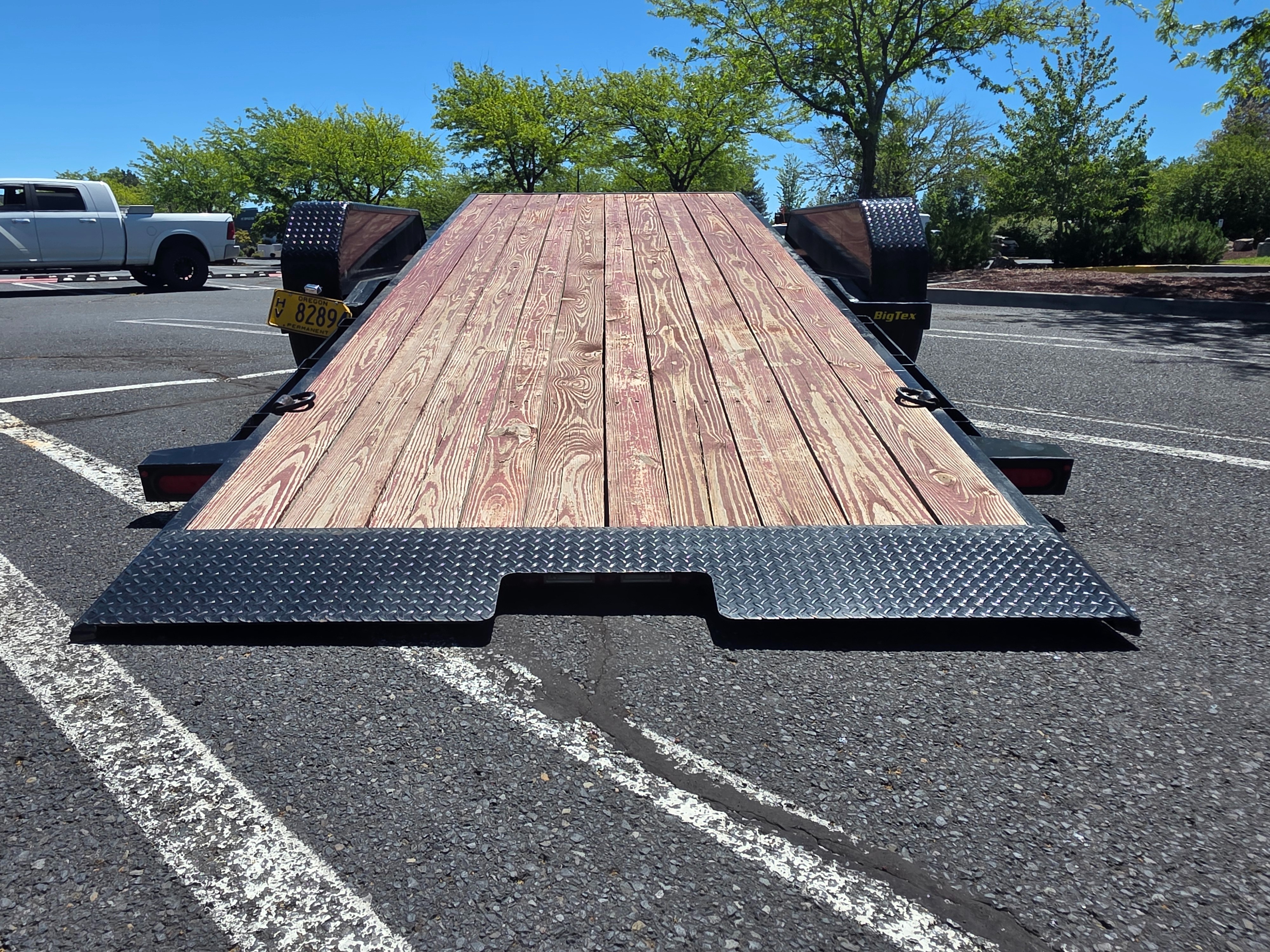 20ft Equipment Trailer — photo 1 of 5