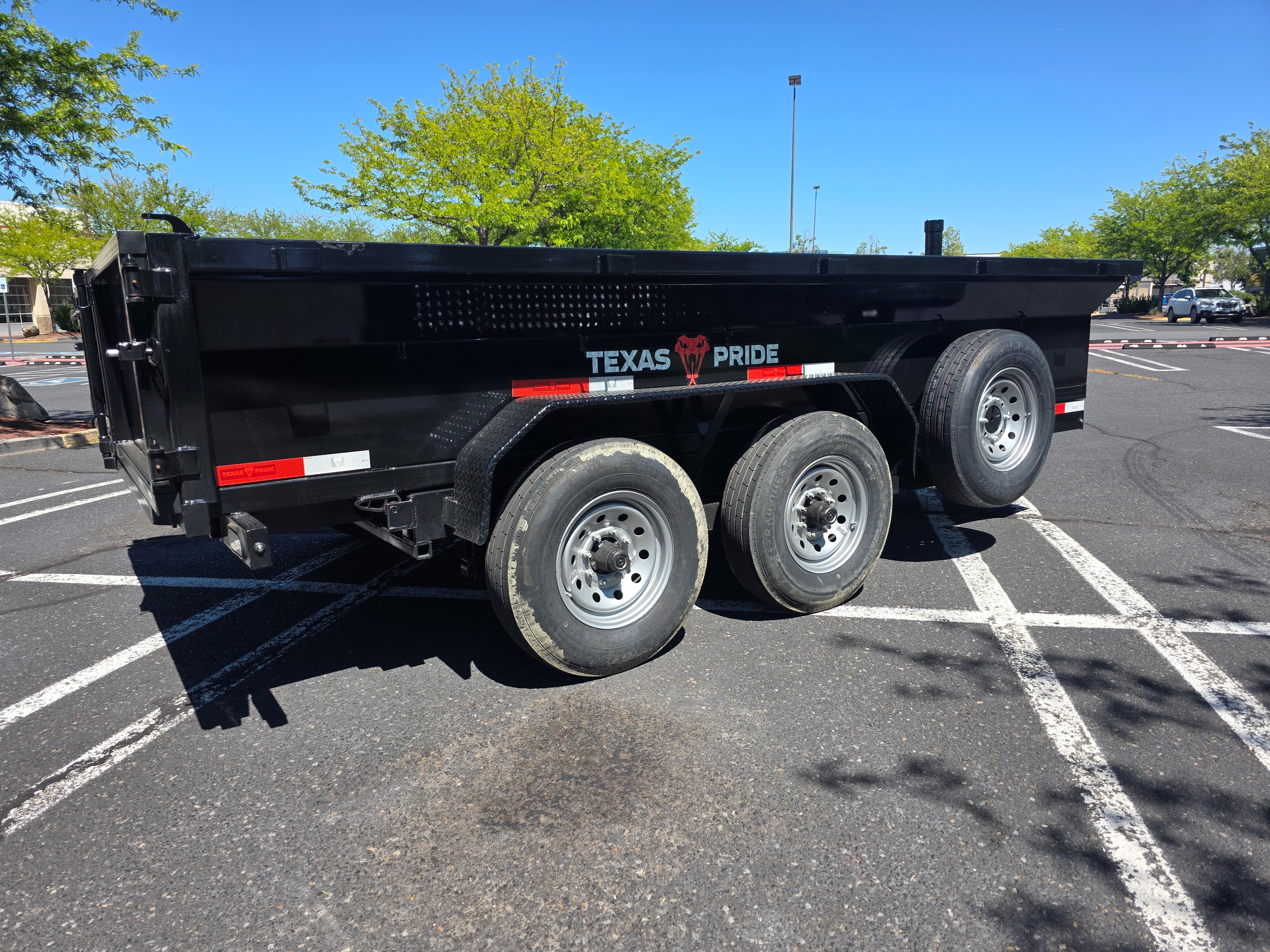 96" x 14' Dump Trailer thumbnail 4
