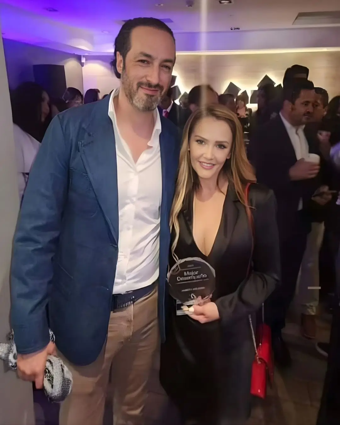 Janneth Aguirre con Joseph Schwarzkopf - Premio al Mejor Desempeno