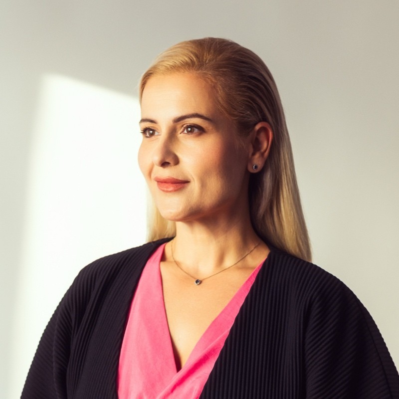 Katerina Todorovski in a workshop setting