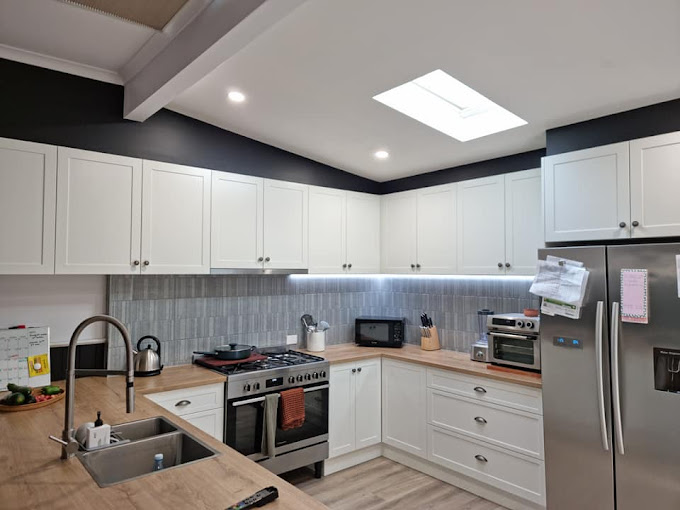 Professional kitchen lighting installation