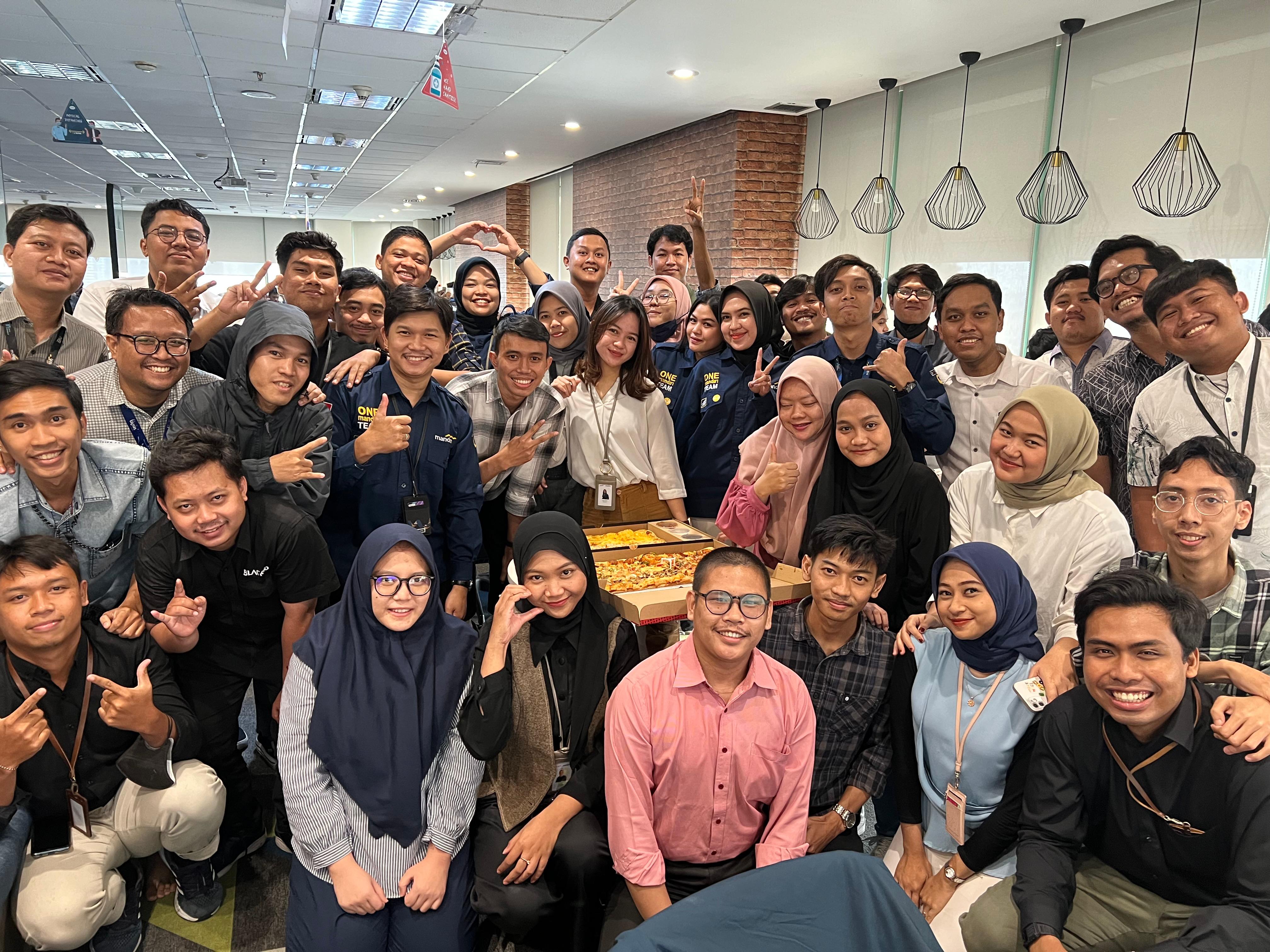 Pizza celebration - Yuda Dwi Putra's professional portfolio
