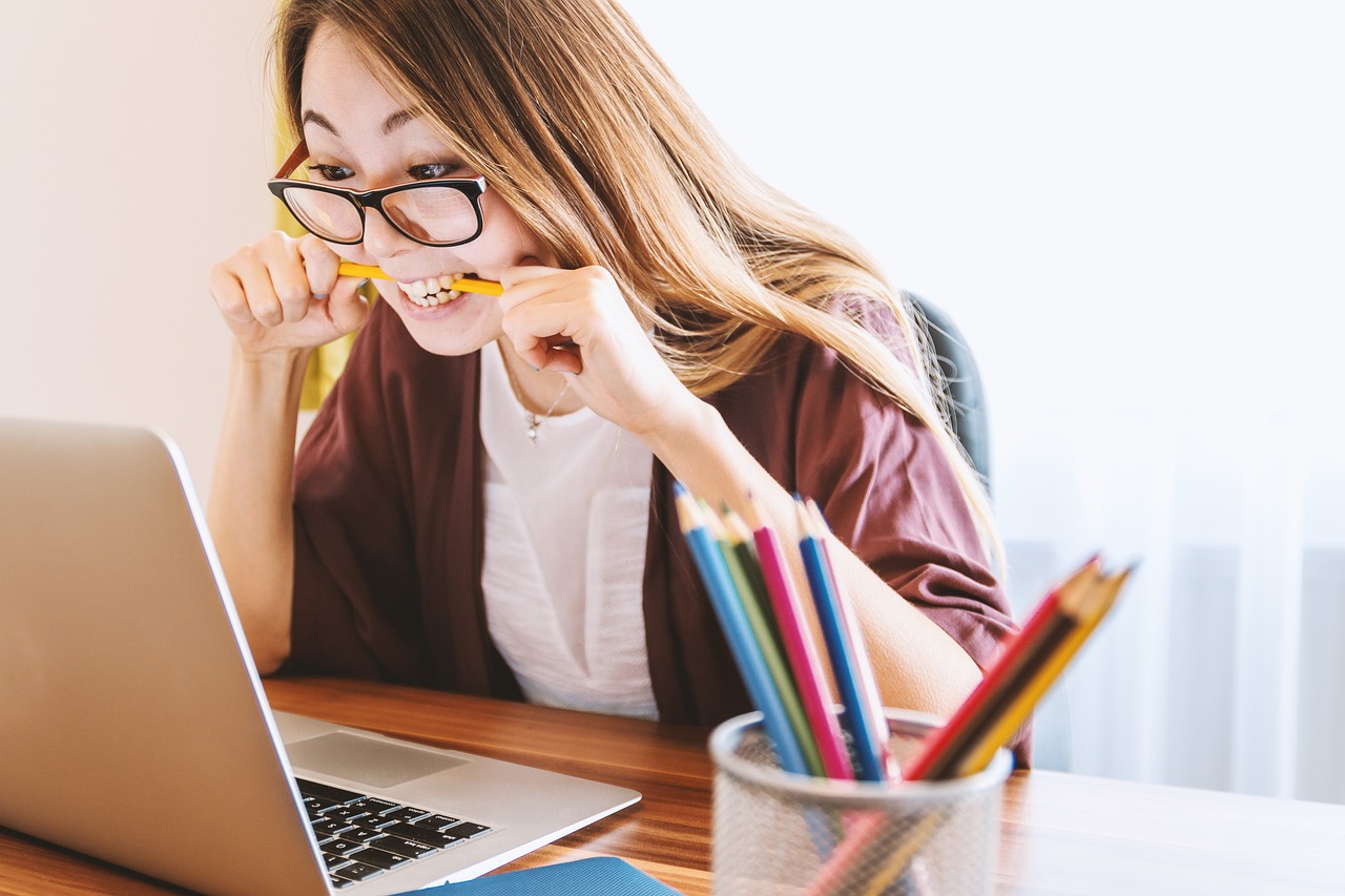 Learning through online tutorials