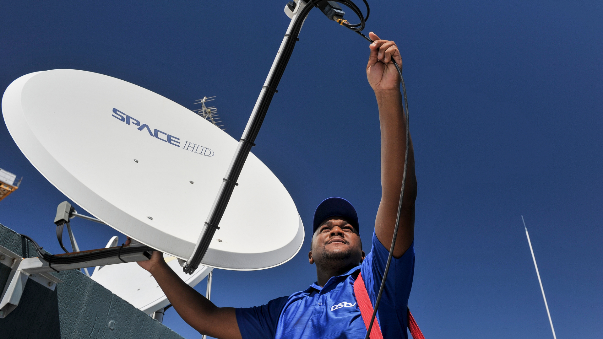 DStv Professional Technician