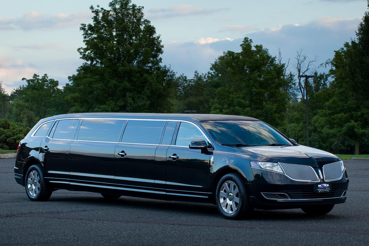 Stretch Limousine — Up to 8 passengers