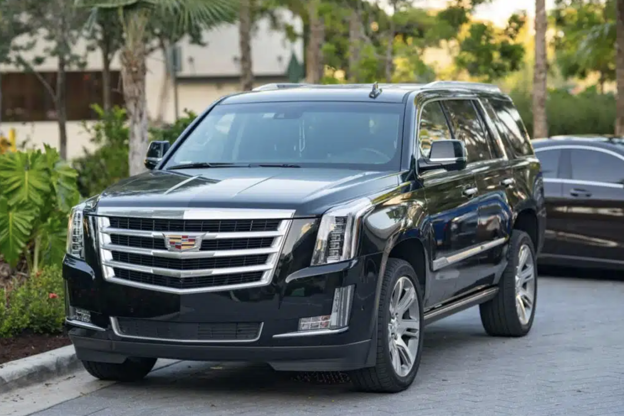 Cadillac Escalade — 3–6 passengers