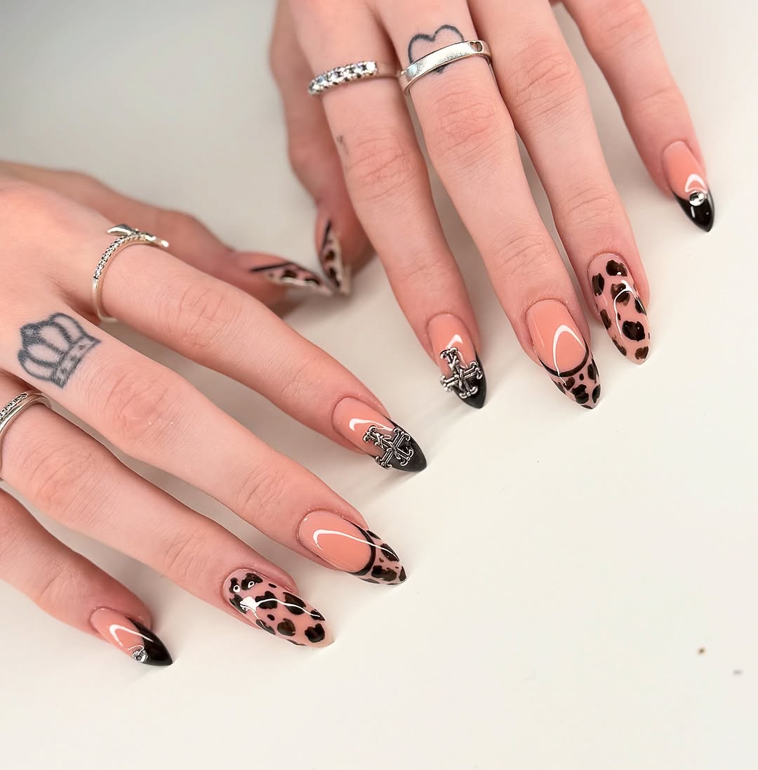 Nail Art & Design