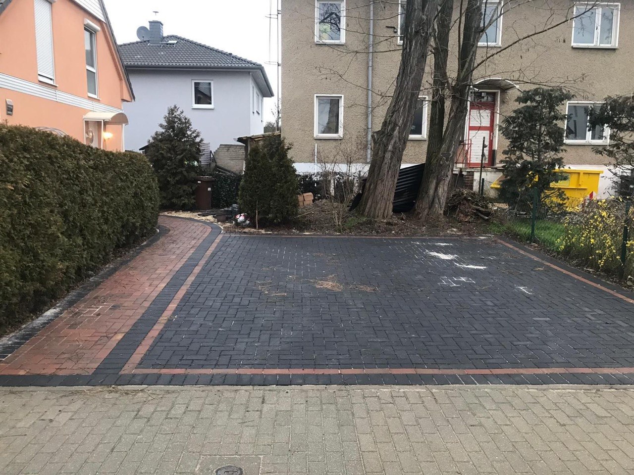 Einfahrt mit Pflastersteinen Berlin-Charlottenburg – Fischer Pflasterbau Berlin