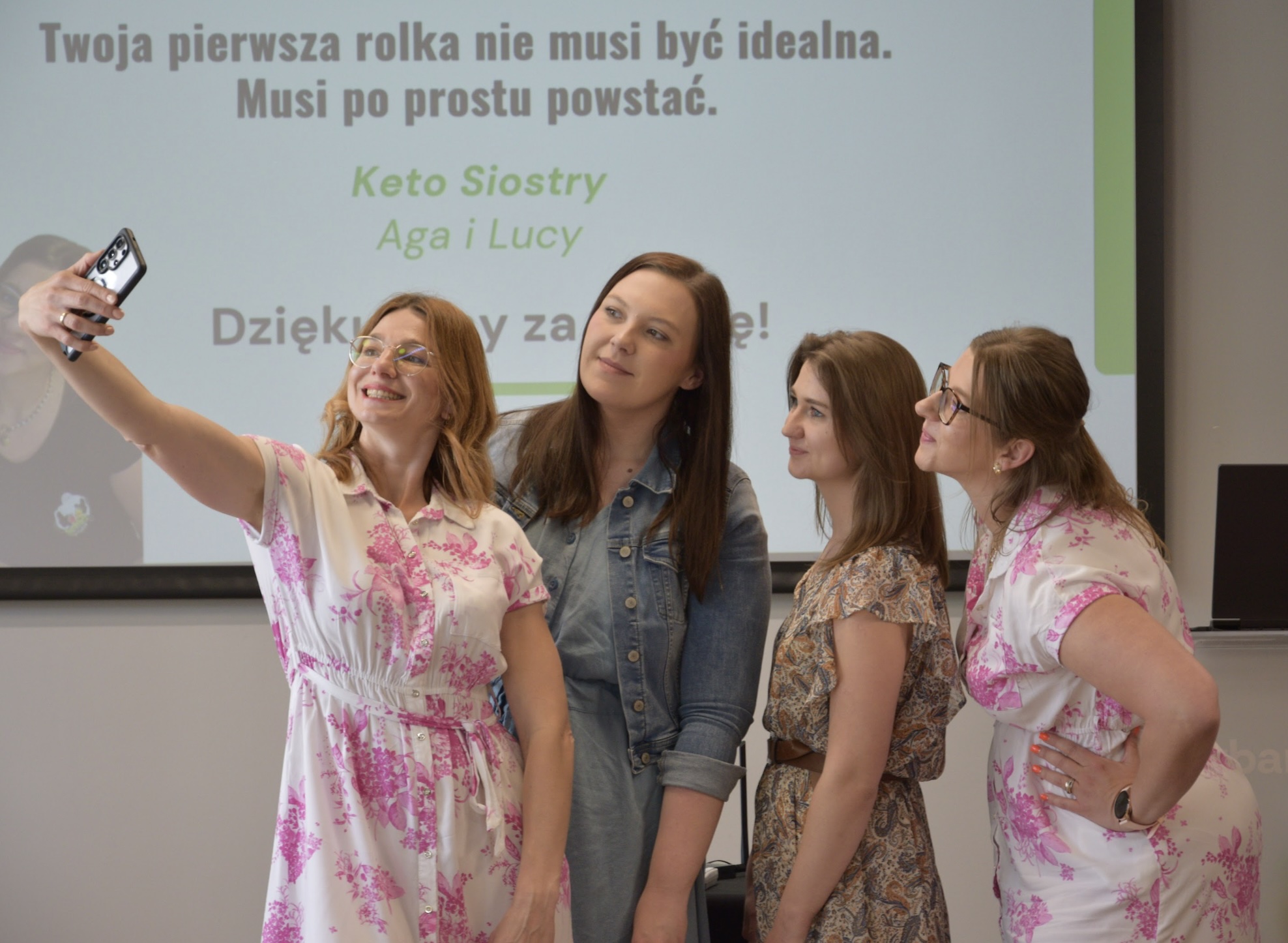 Grupowe selfie uczestniczek