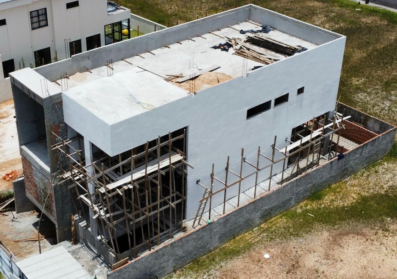 Vista aérea de construção em andamento