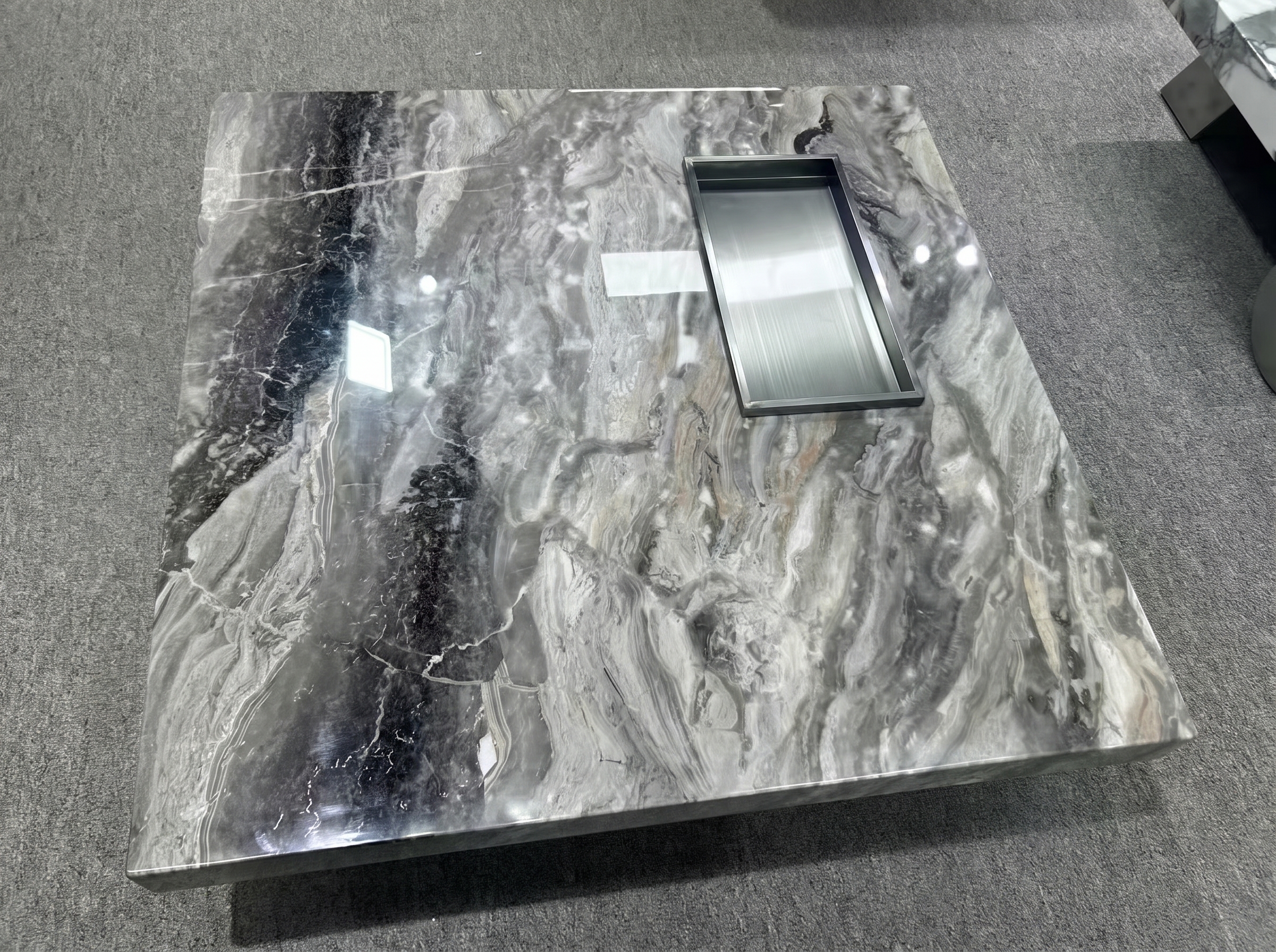 Table Grigio Tempesta