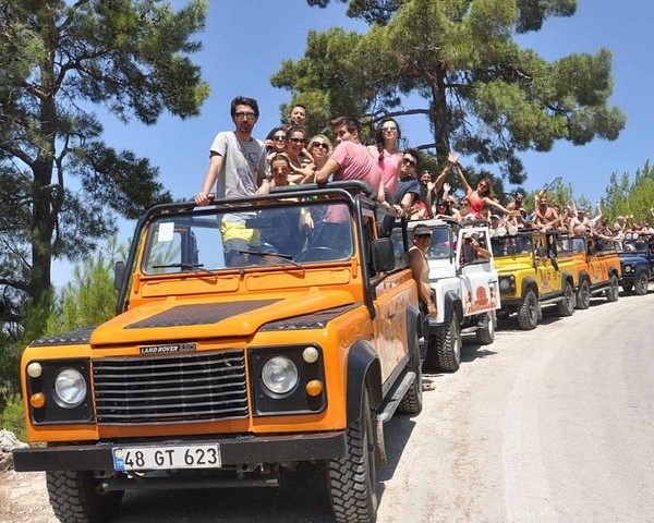 Safari en Jeep por el Tauro
