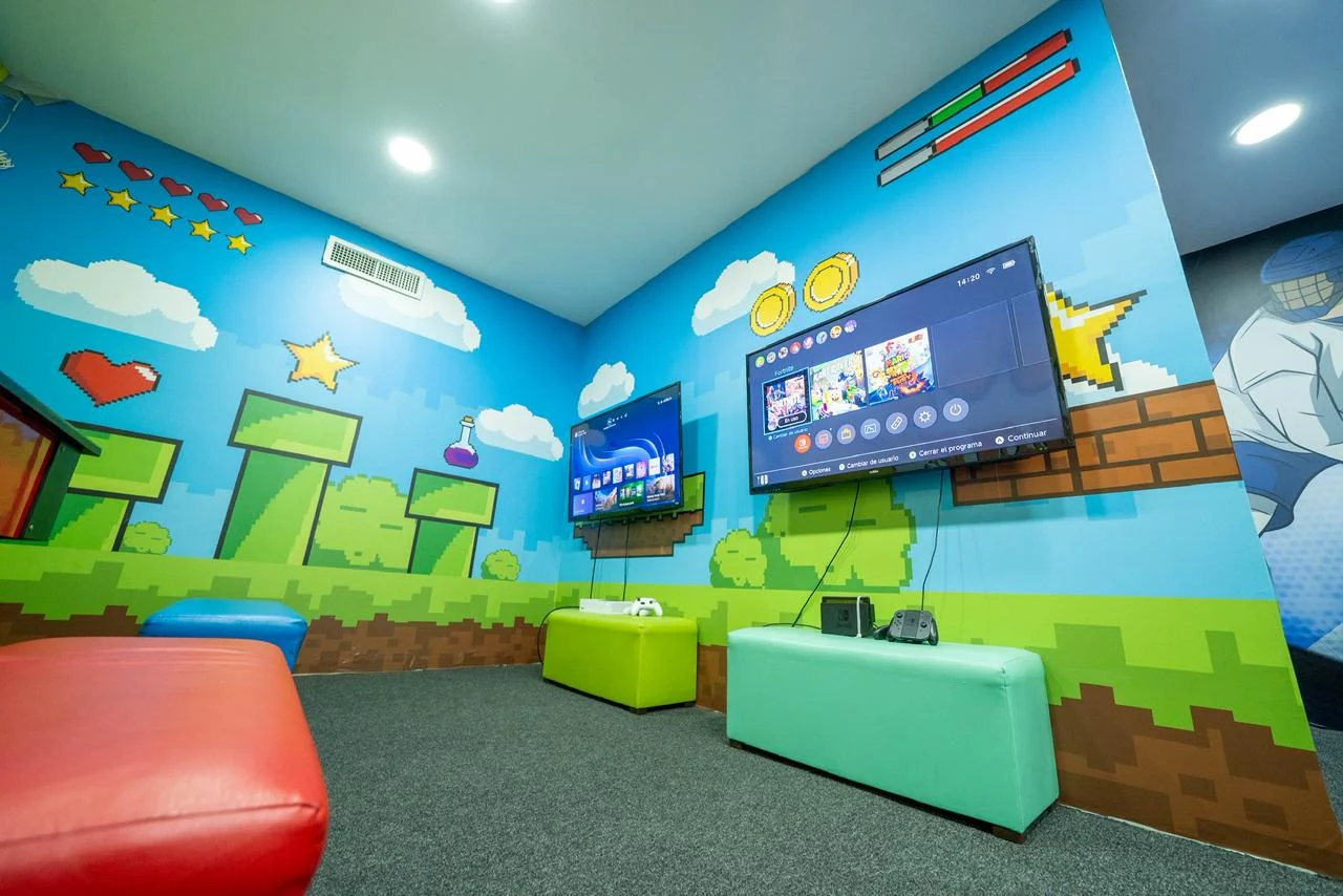 Sala de consolas Xbox y Nintendo