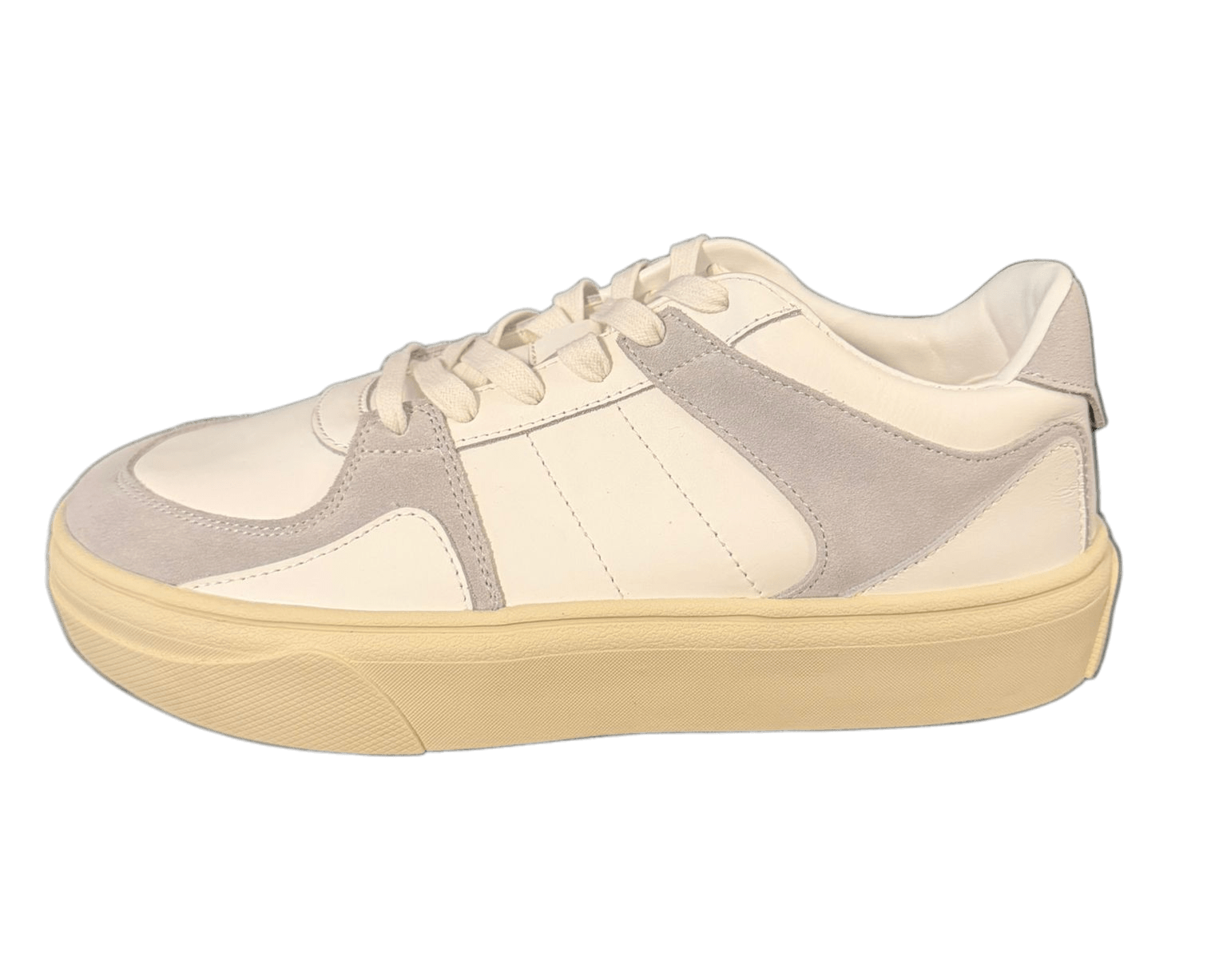 White casual sneaker with drop-in midsole