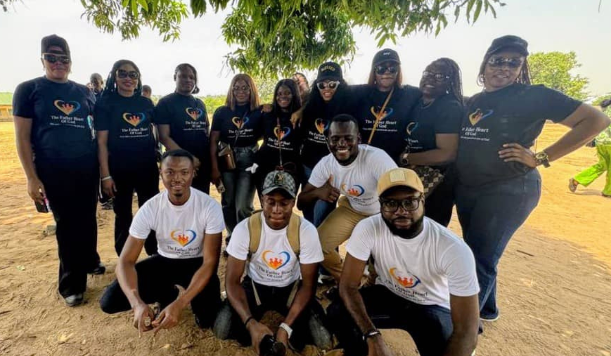 Team photo of foundation volunteers and staff