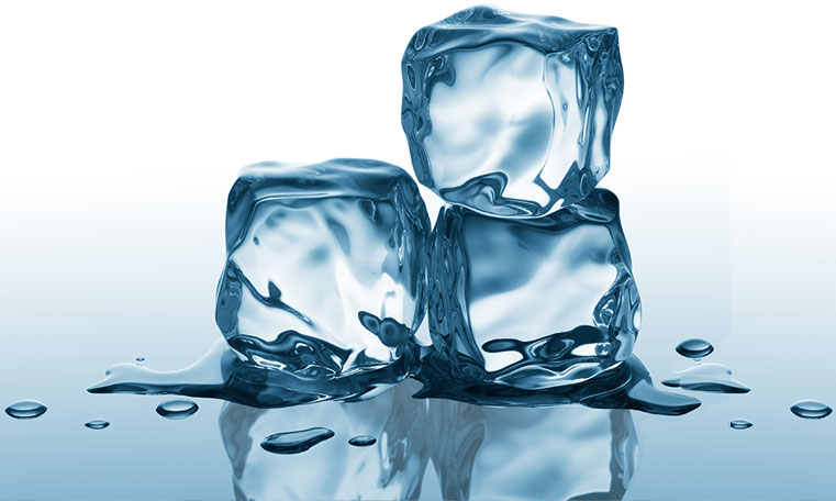 Premium ice cubes - crystal clear quality