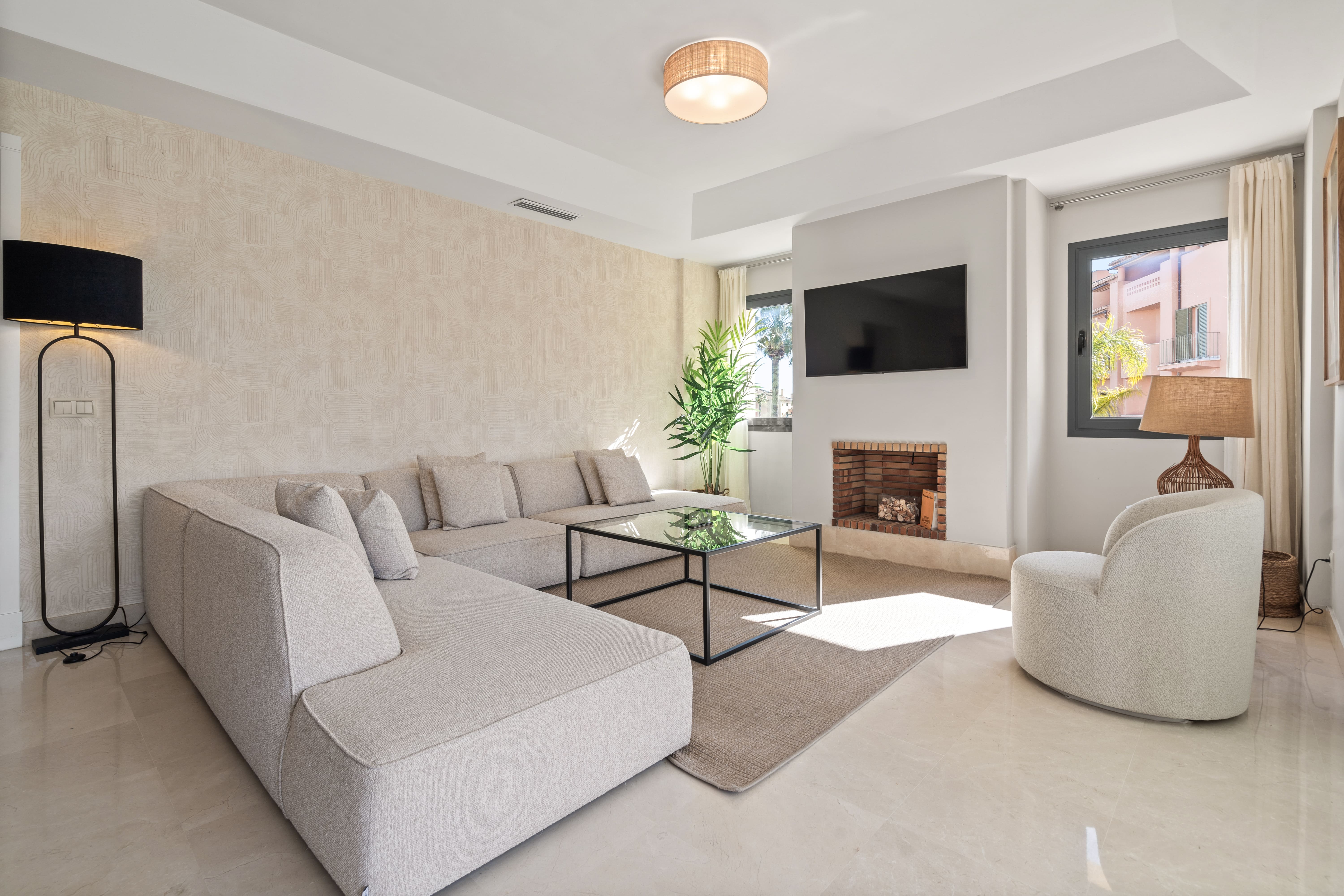 Sotogrande Alboaire - Twin bedroom with views