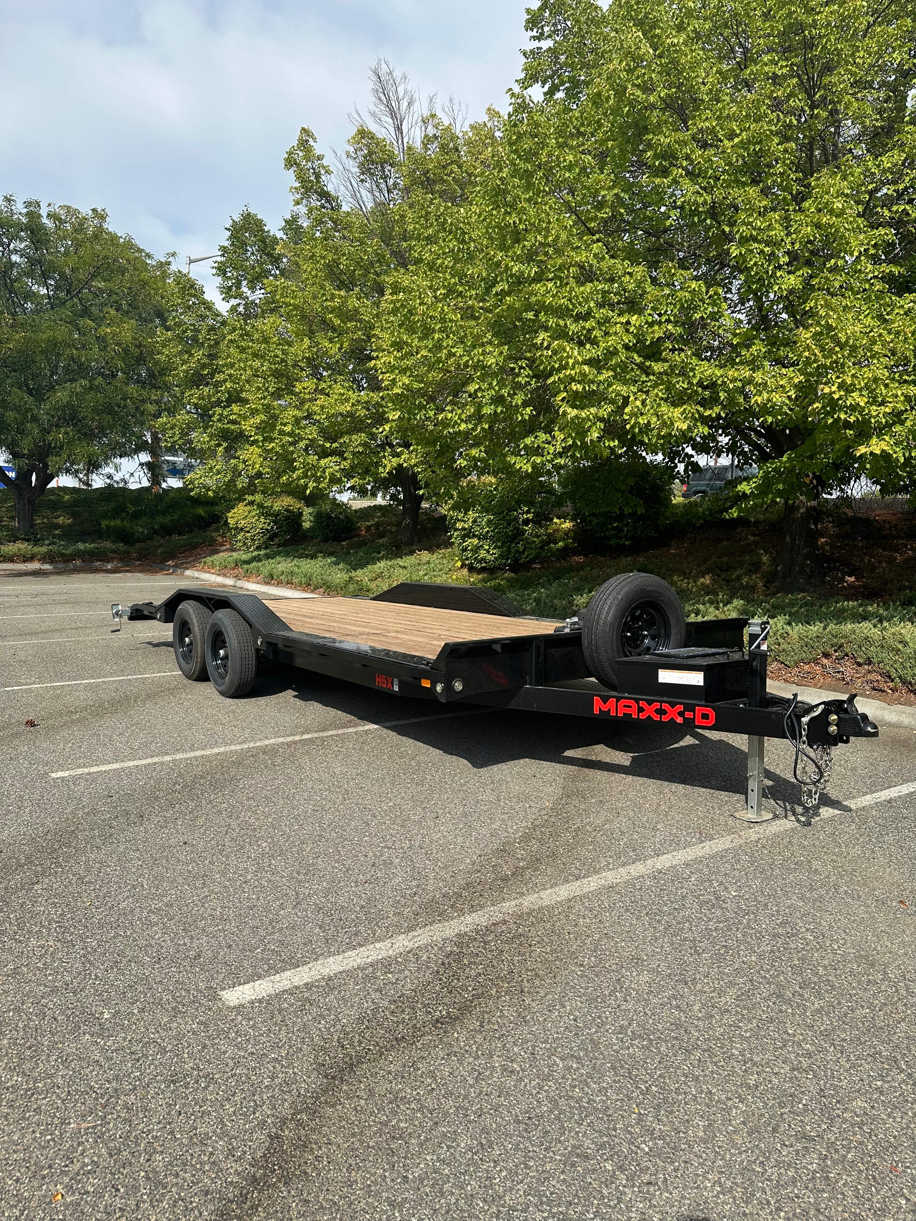 8.5' x 20' Car Hauler Trailer