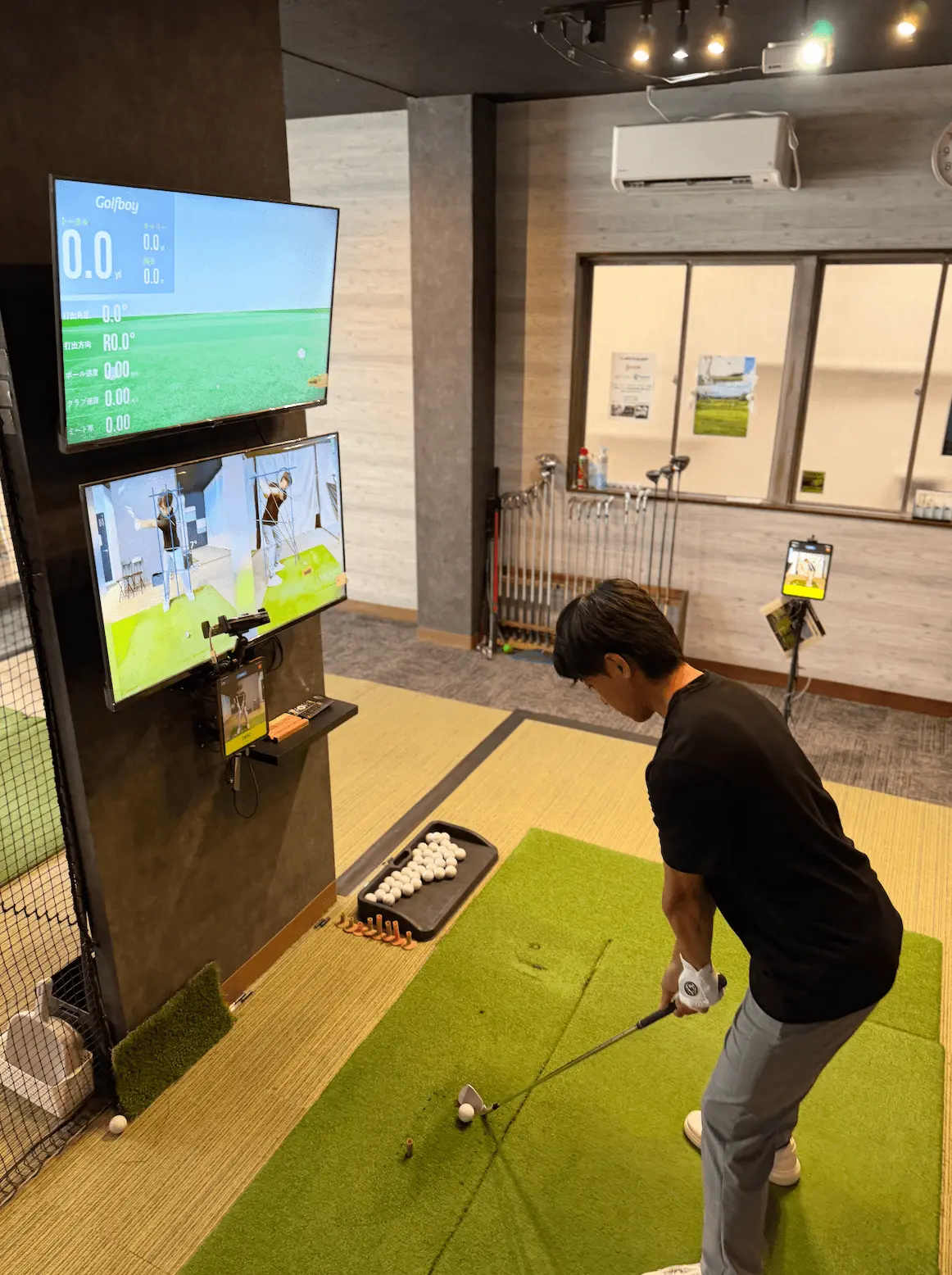 GolfboySwing(ゴルフボーイスイング)を導入したインドアゴルフ打席
