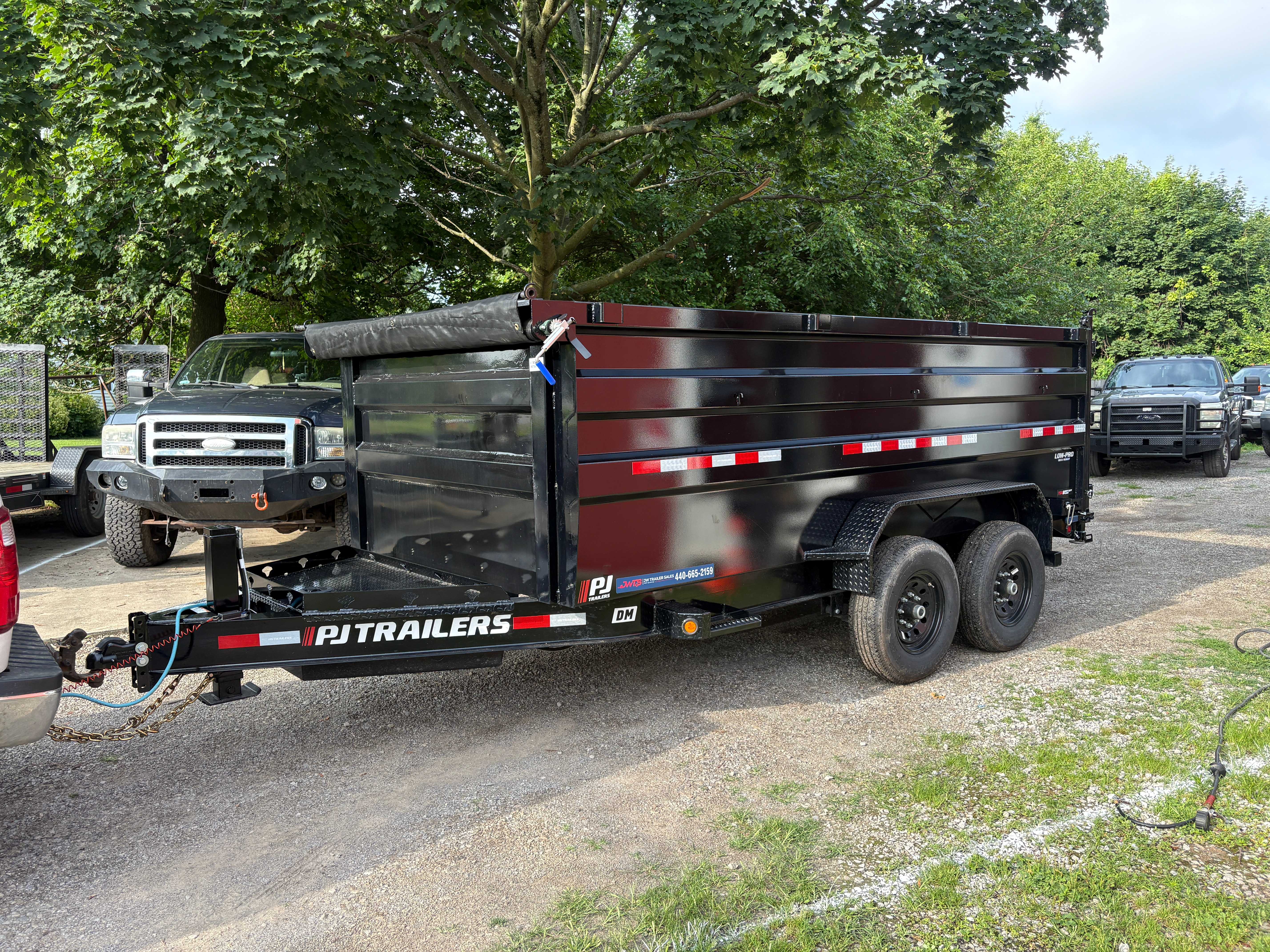 7x14' TALL SIDE DUMP TRAILER - Image 1