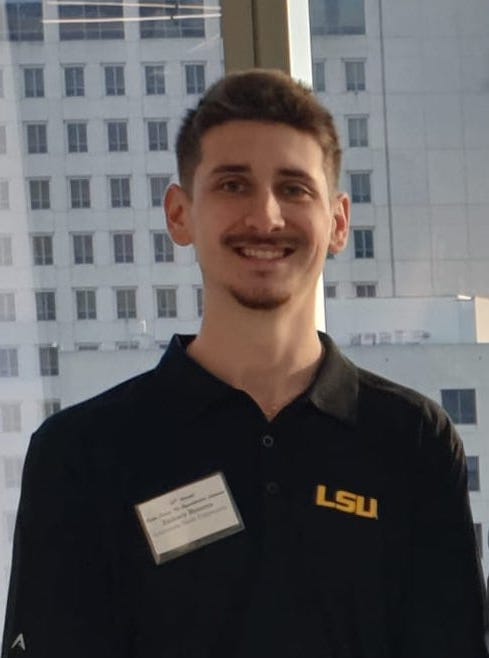 Zach Bonomo headshot